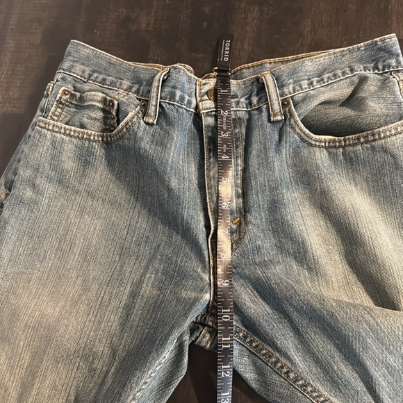 Levi’s 559 Straight Leg Lightly Distressed Jeans Size 32x32 - Picture 8 of 9